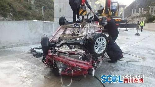 国产车天台坠落事故视频,惊心动魄的瞬间回顾